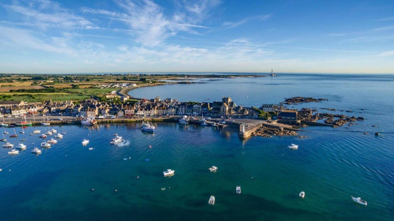 Maison Normande Proche De La Mer Et Des Lieux Touristiques Quettehou Exterior foto